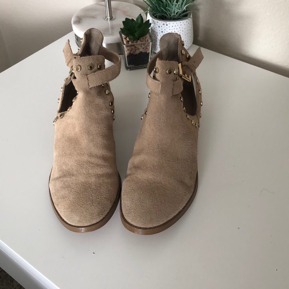 Brown ankle boots